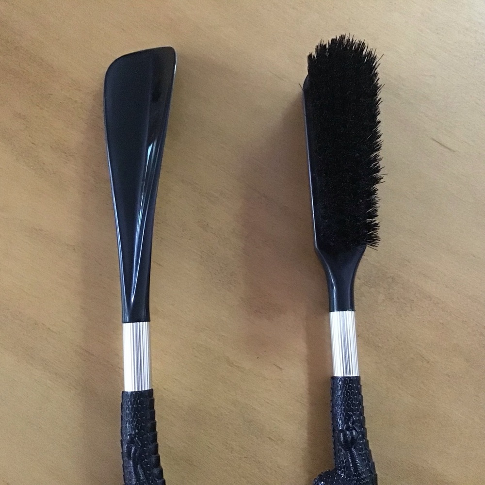 Vintage Black Dragon Handle Shoe Horn and Brush Set - Picture 2 of 6
